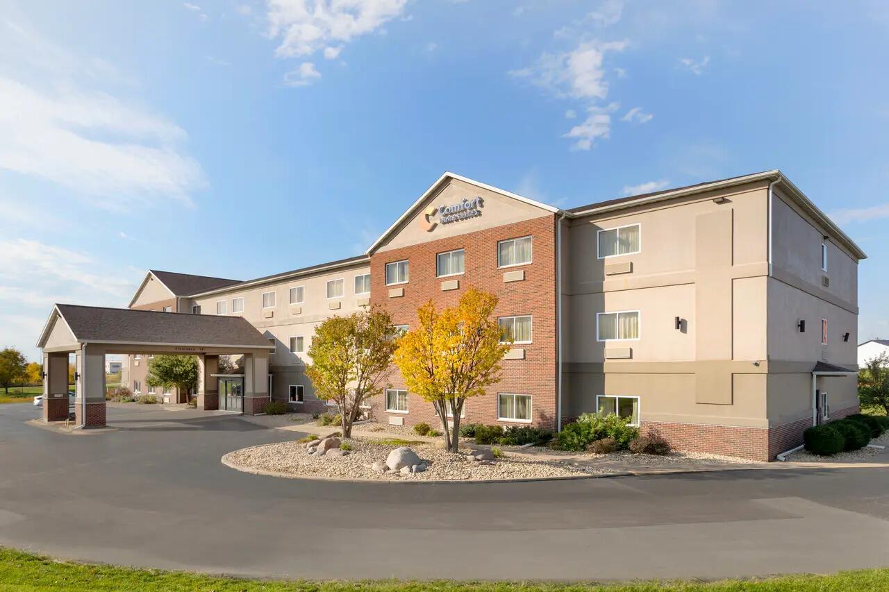 Picture of Comfort Inn & Suites Davenport - Quad Cities