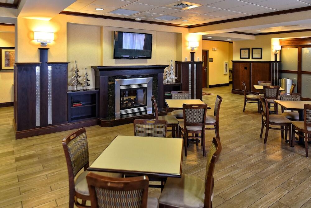 Picture of Hampton Inn Geneseo