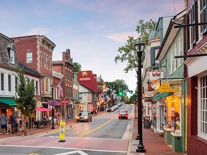 Picture of Downtown Leesburg