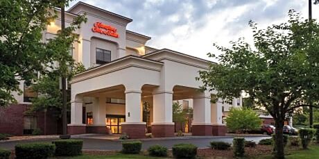 Picture of Hampton Inn & Suites Manchester Bedford