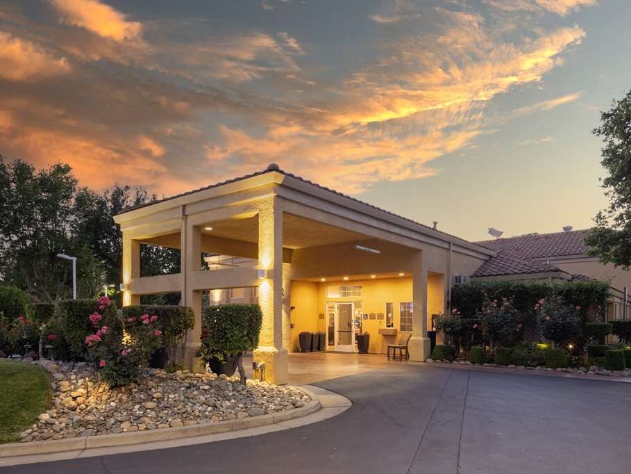 Picture of Best Western Plus Dixon Davis