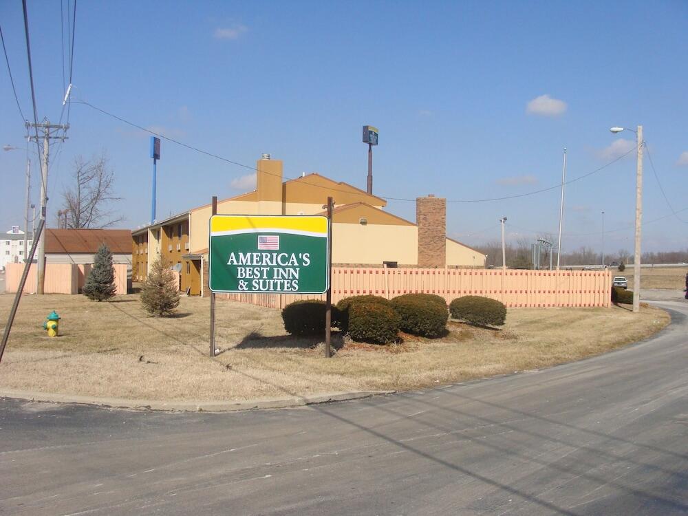 Picture of Days Inn & Suites by Wyndham Caseyville