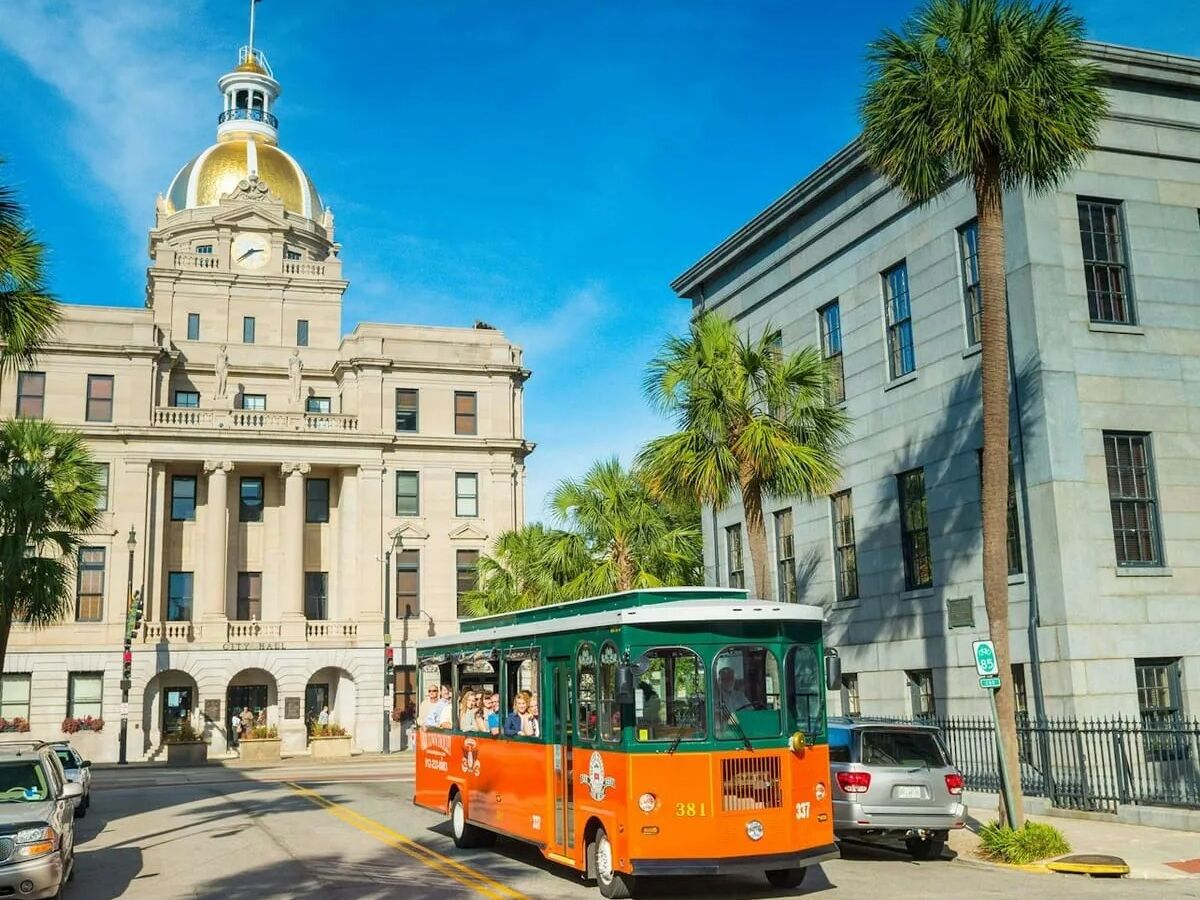 Picture of Old Town Trolley Tours of Savannah