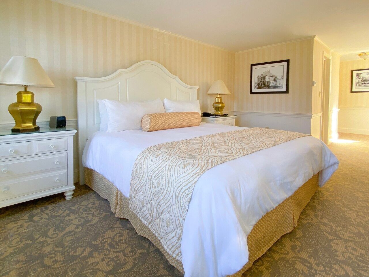 Picture of Chatham Wayside Inn