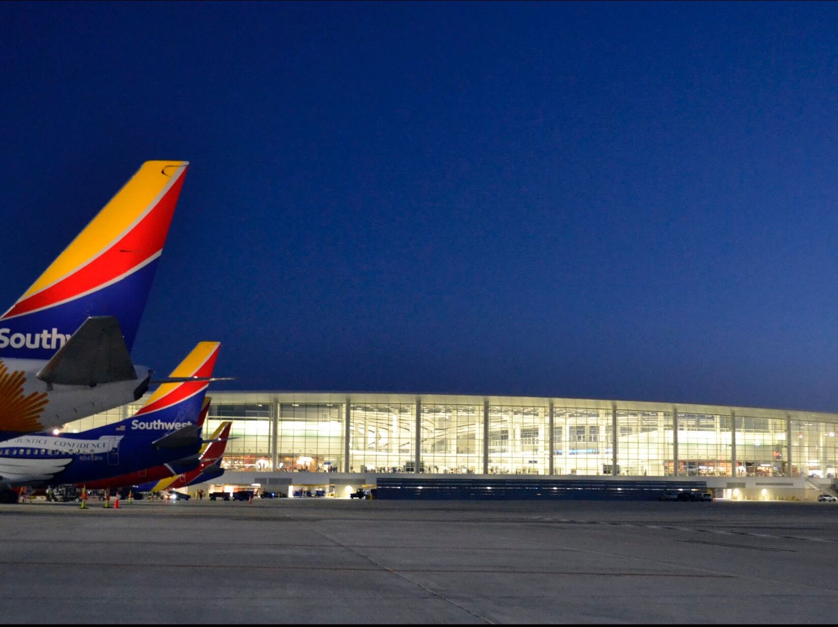 Picture of Louis Armstrong New Orleans International Airport (MSY)