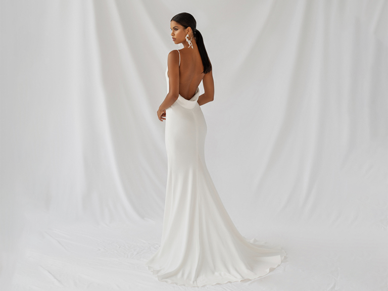 The 22 Cowl Back Wedding Dresses You ...