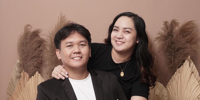 Vim & April Home Page Banner