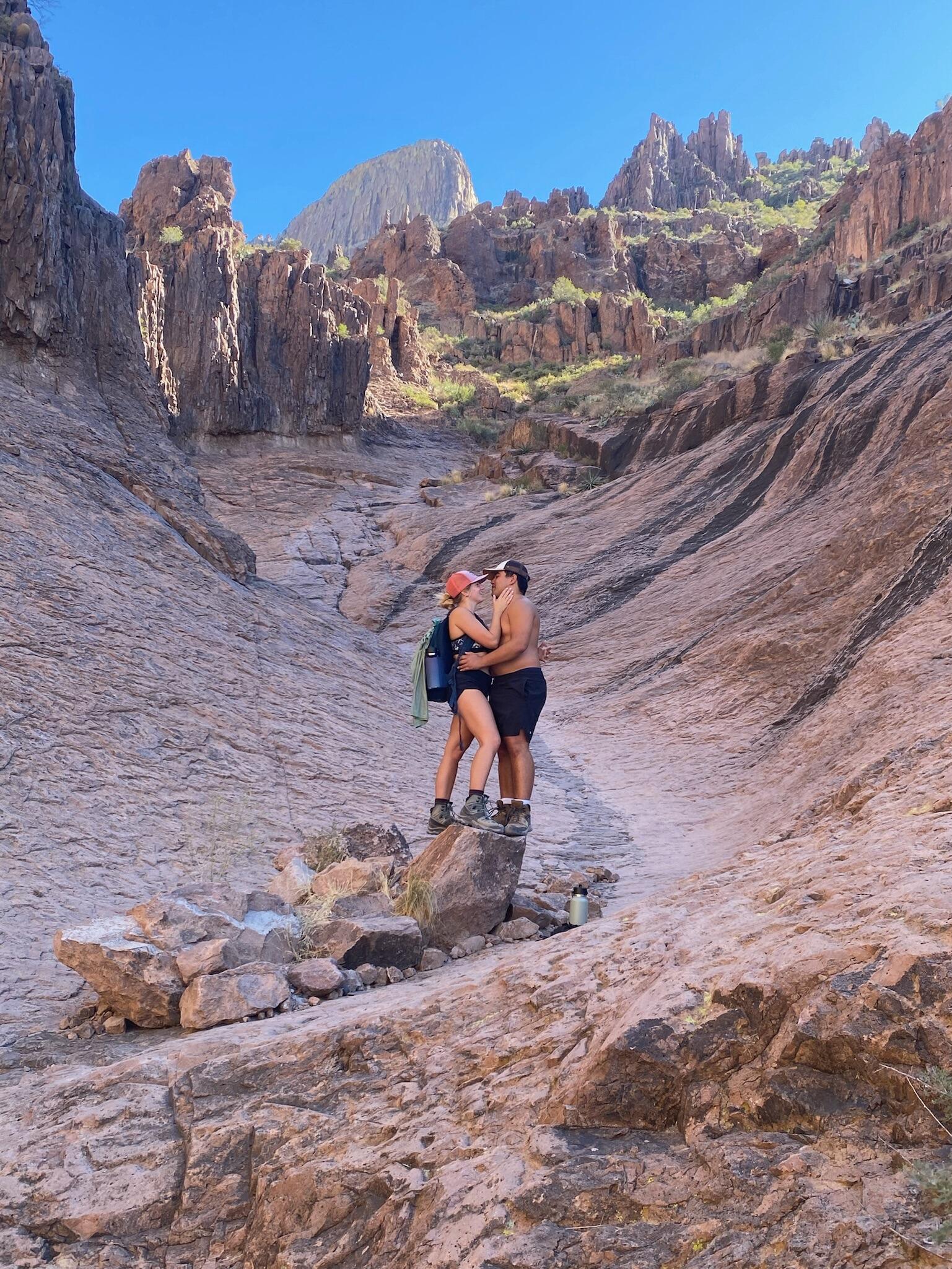Made it to the top of the Flat Iron trail on Superstition Mountain. An elevation of 4,861 feet.