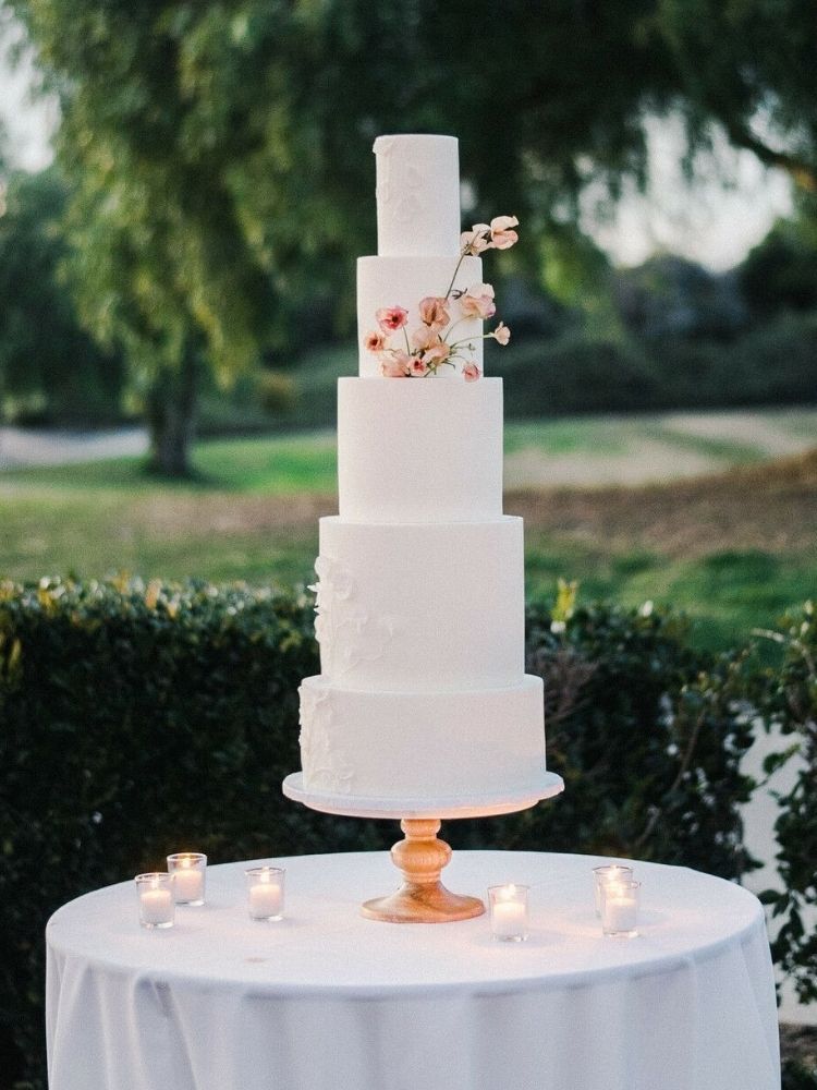 five-tier romantic wedding cake