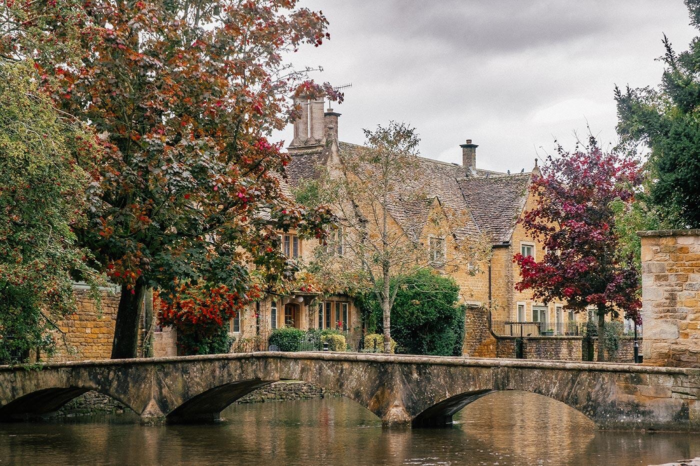 Picture of Bourton-on-the-water