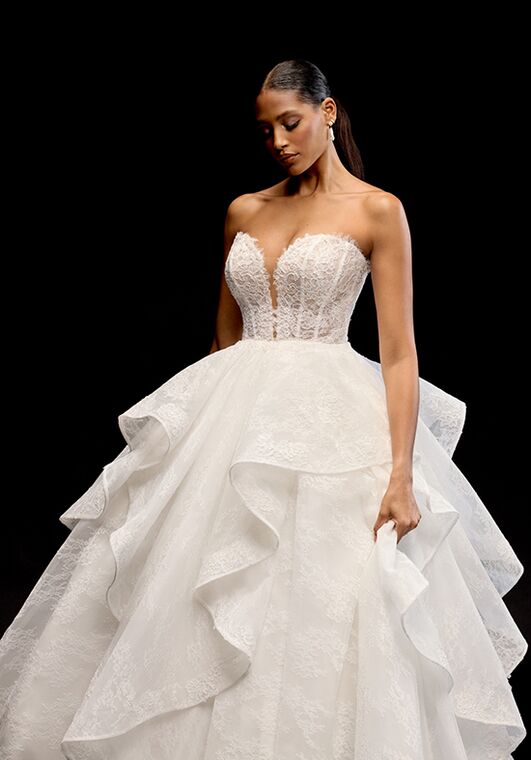 Justin Alexander Signature Nisha Ball Gown Wedding Dress - 4