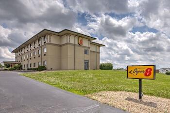 Picture of Super 8 by Wyndham Waterloo