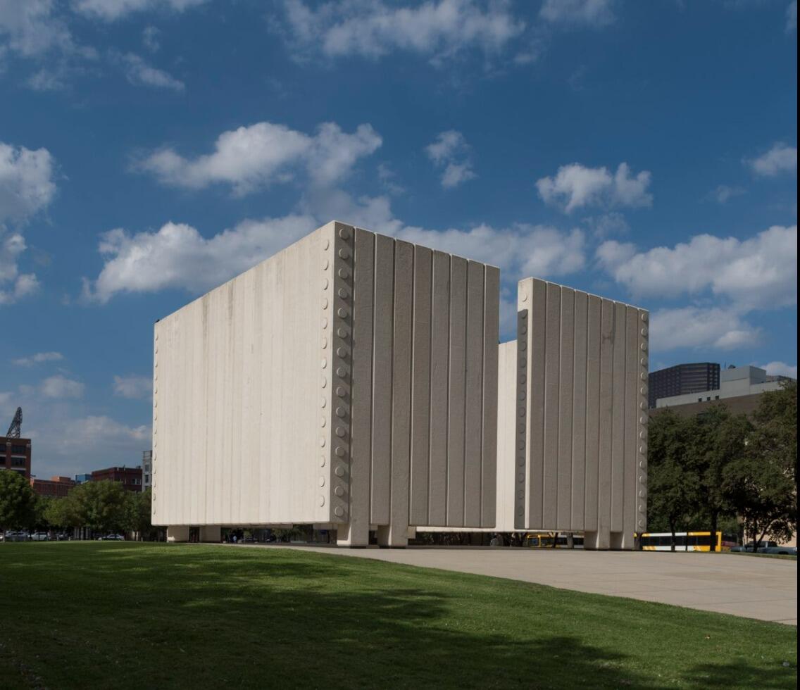 Picture of John F. Kennedy Memorial Plaza