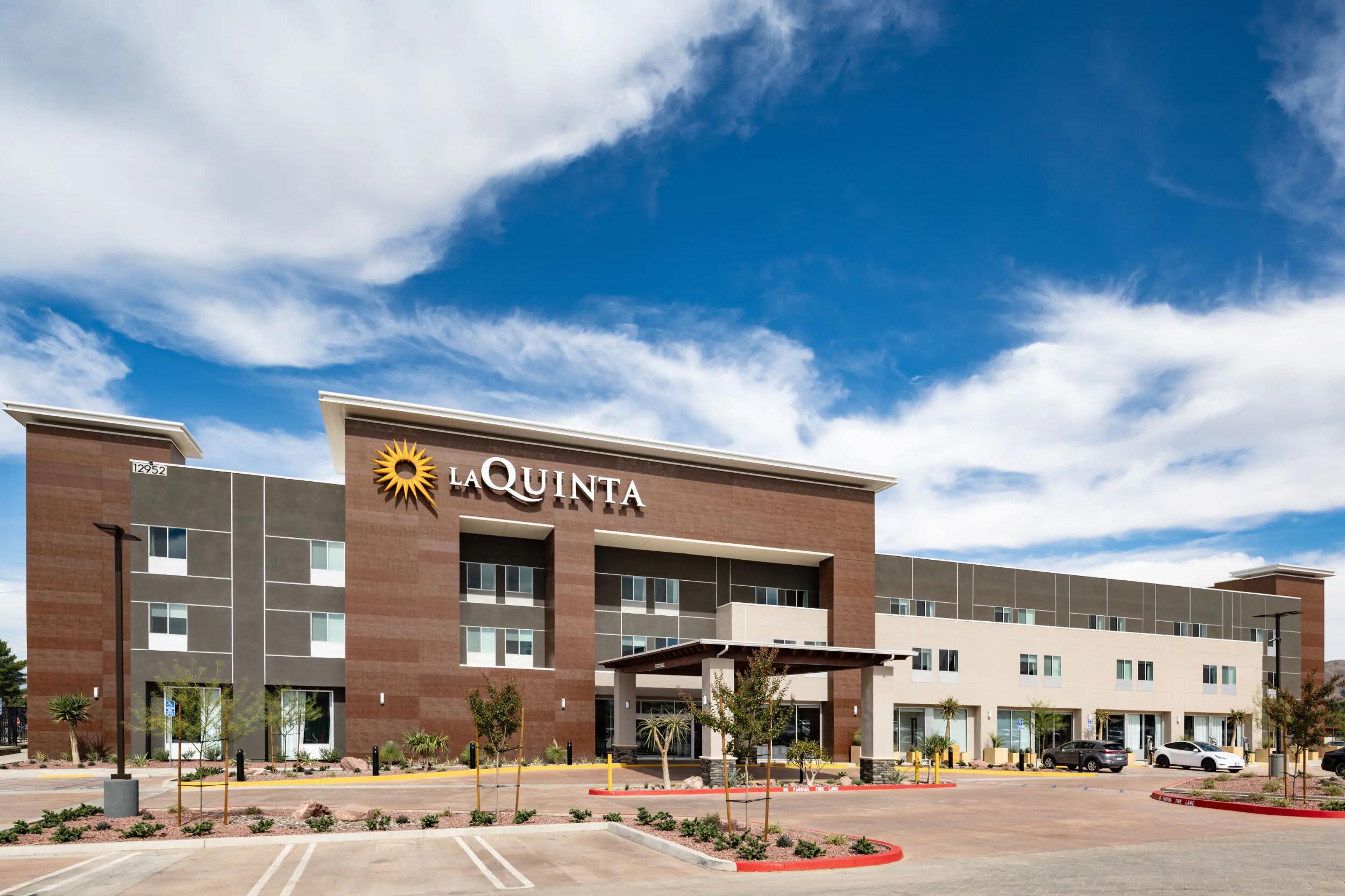 Picture of La Quinta Inn & Suites by Wyndham Yucaipa