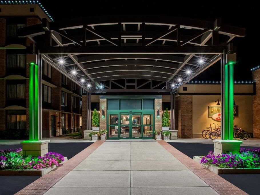 Picture of Holiday Inn Saratoga Springs, an IHG Hotel