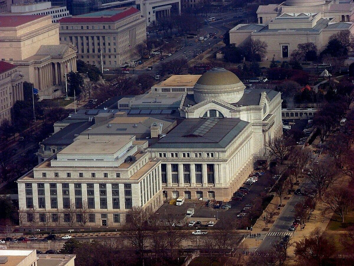 Picture of Smithsonian National Museum of Natural History