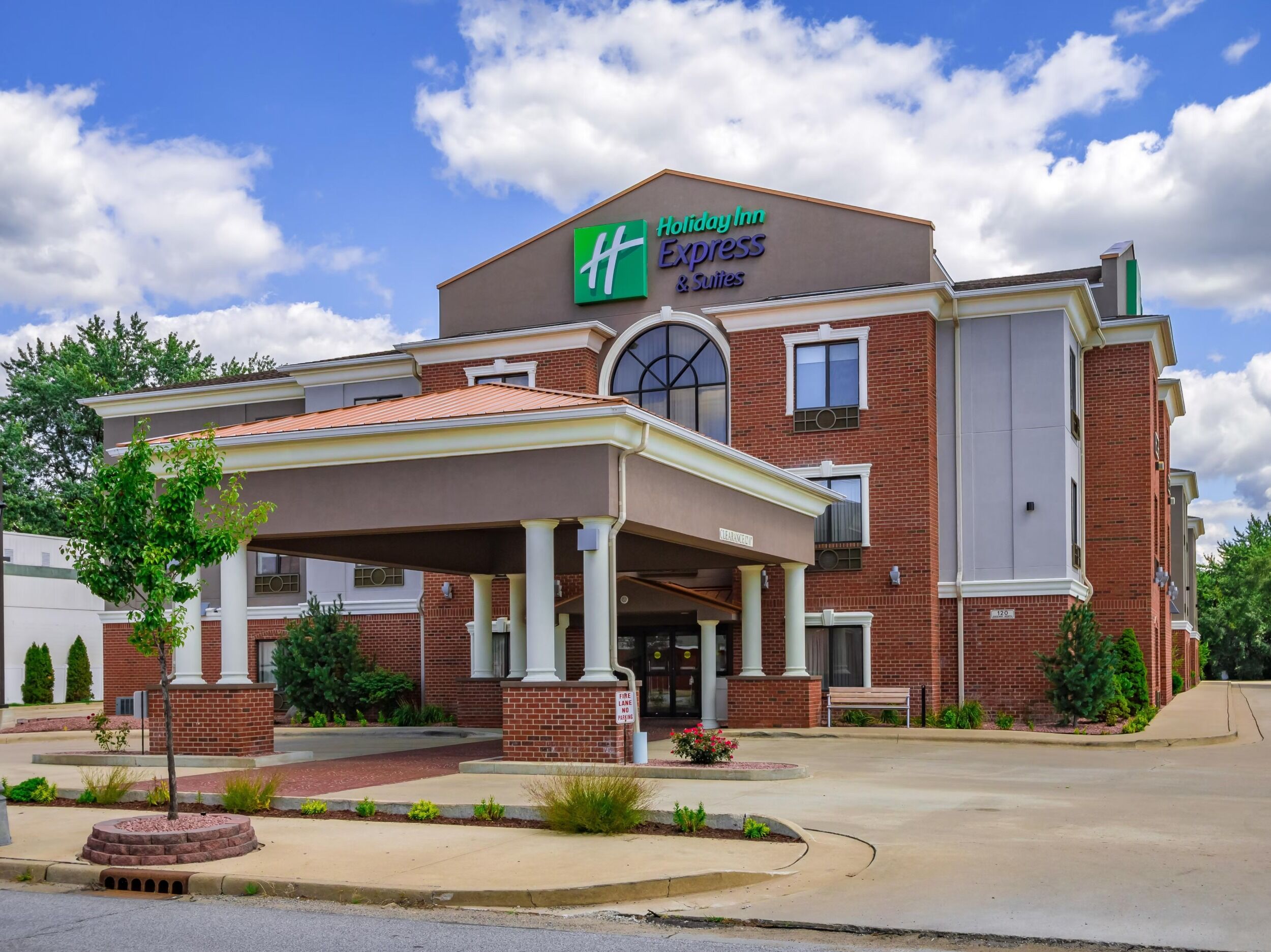 Picture of Holiday Inn Express & Suites South Bend - Notre Dame Univ., an IHG Hotel