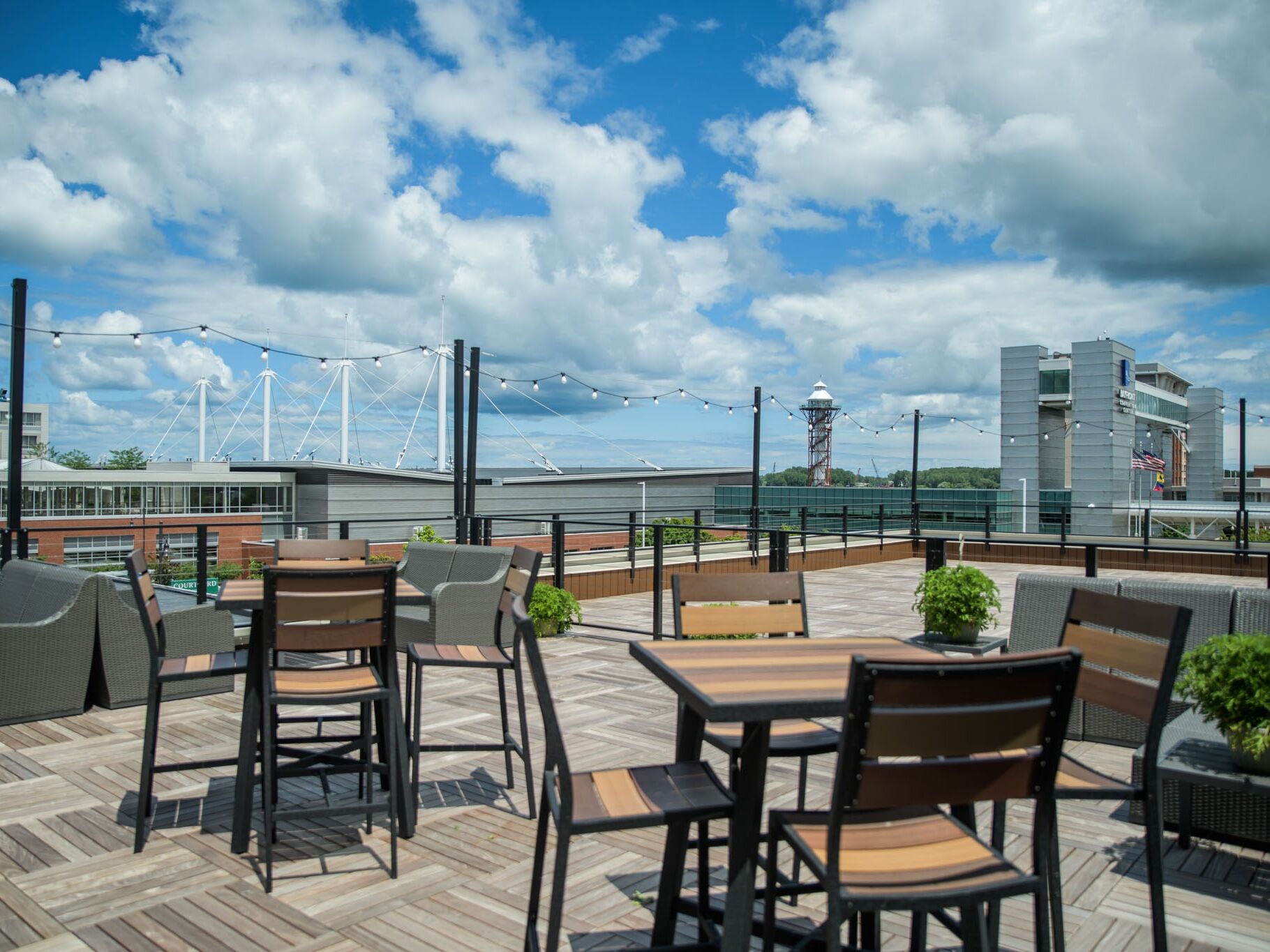 Picture of Pier 6 Rooftop Bar & Restaurant