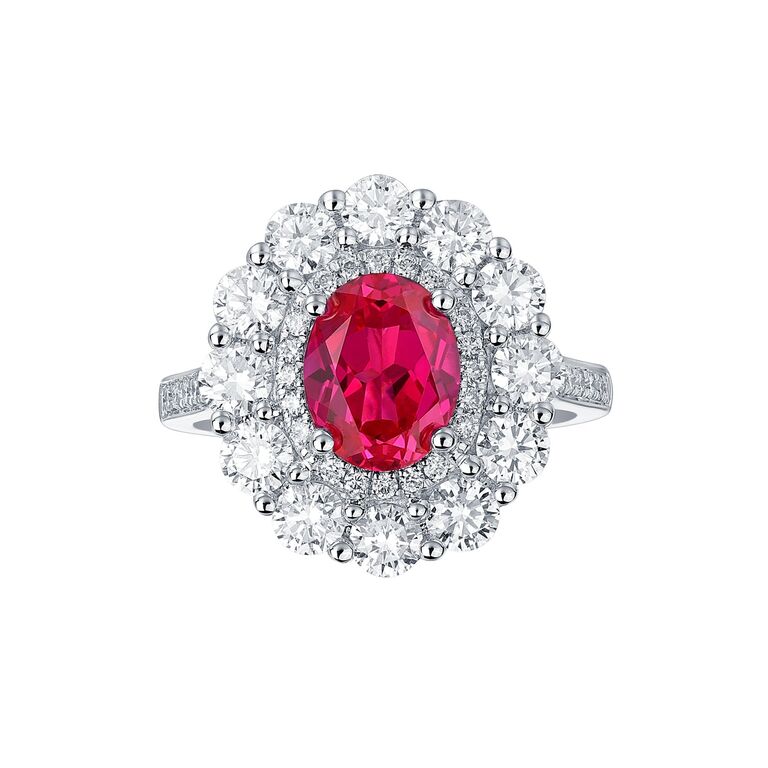 28 Best Ruby Engagement Rings & What to Know Before You Buy