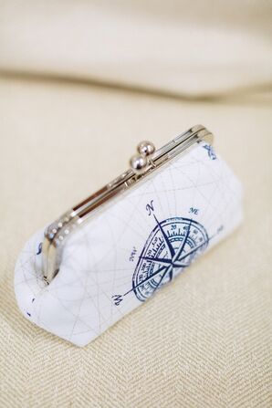 Compass Clutch