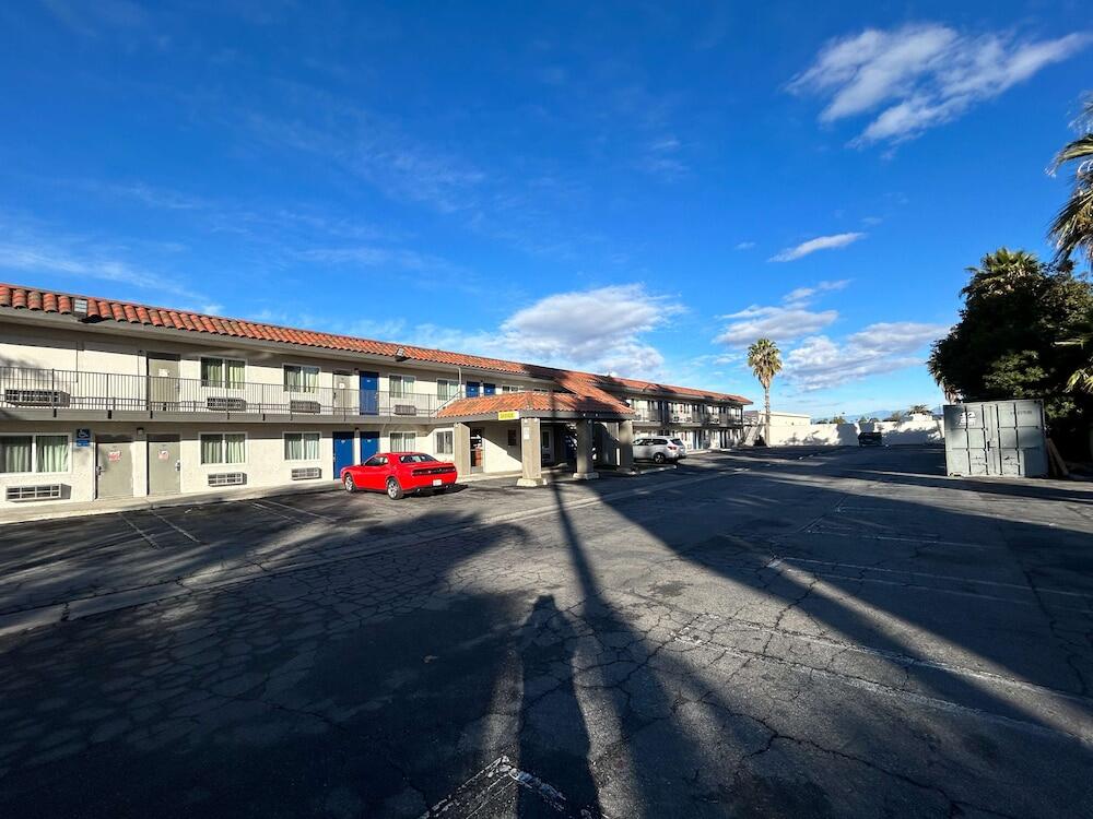 Picture of Studio 6 Hemet, CA