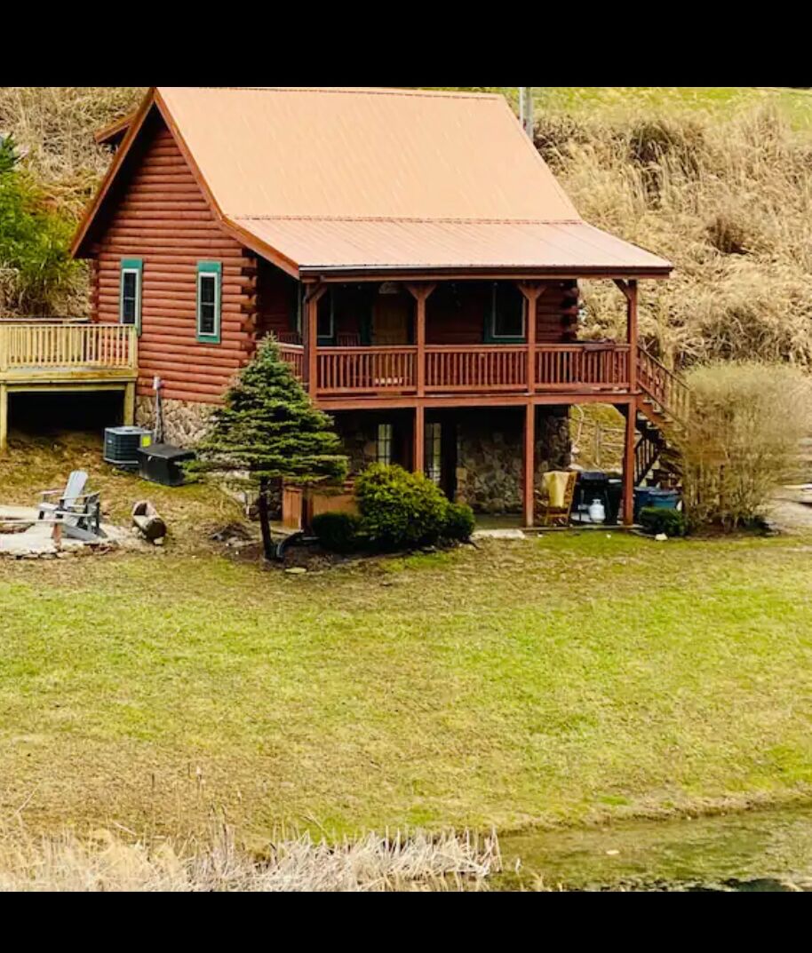 Picture of On The Rocks Cabin