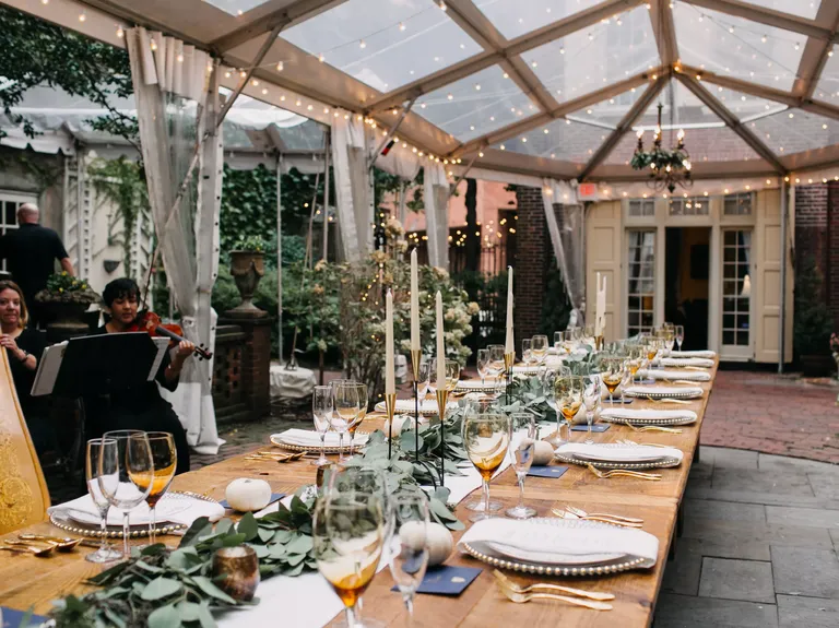 Outdoor reception space at The Morris House in Pennsylvania