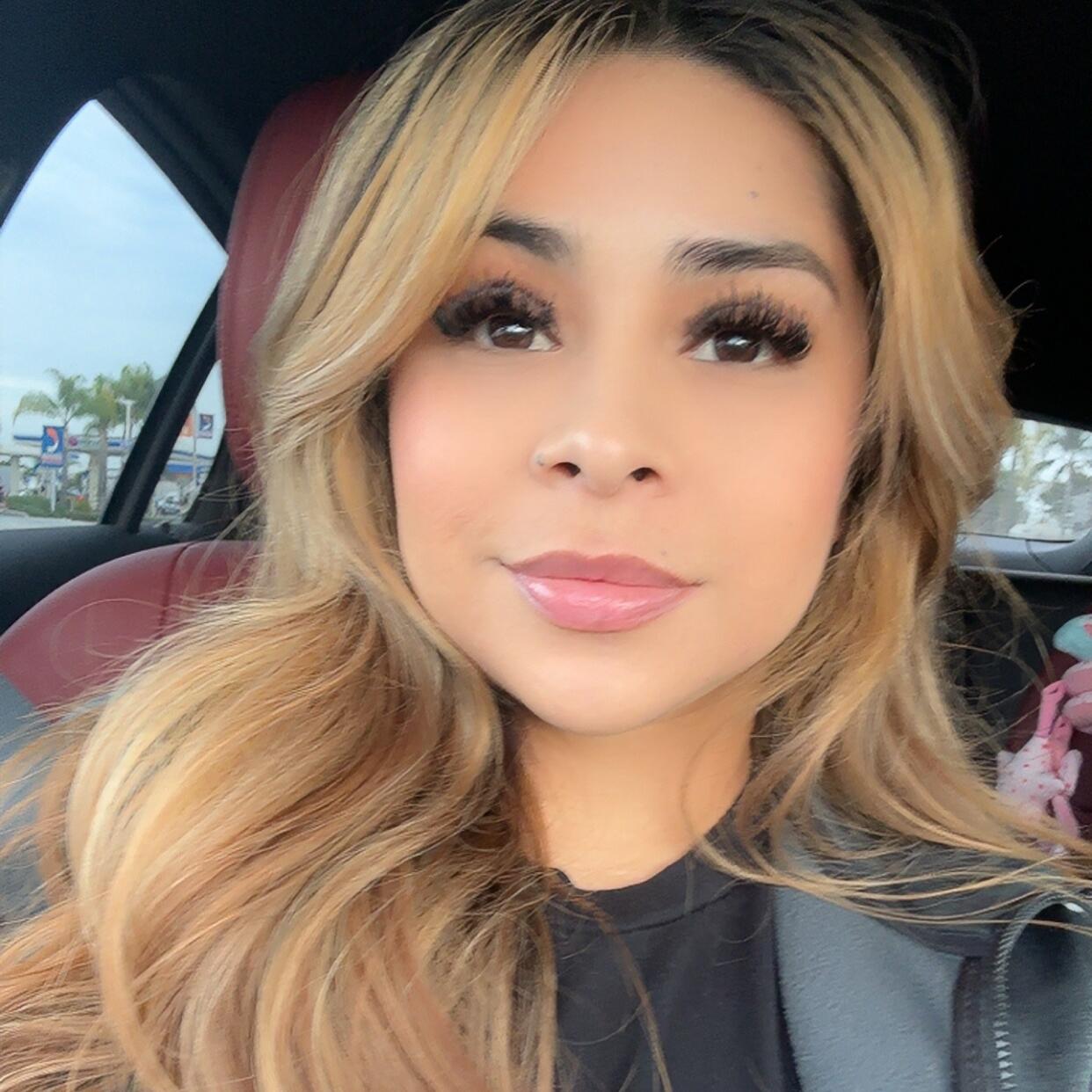 Yeni Alvarado