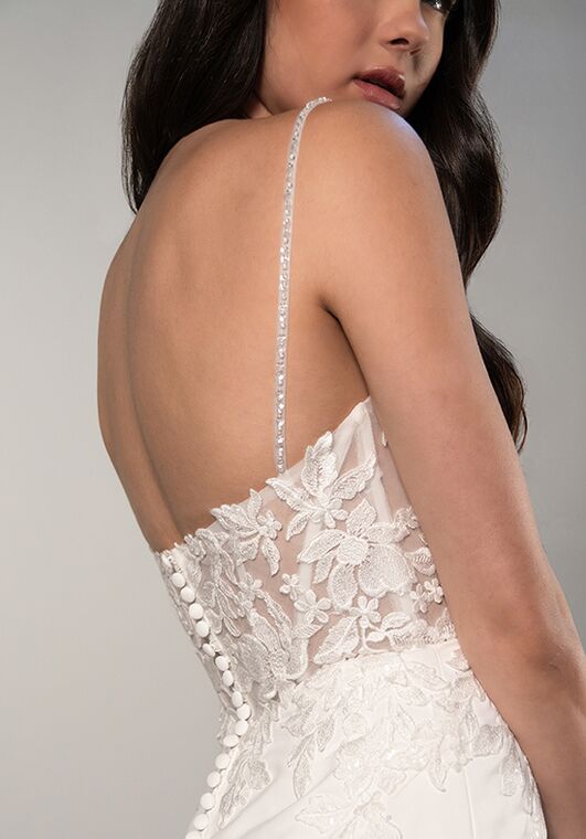 Stella York 8019 Fit-and-Flare Wedding Dress - 3