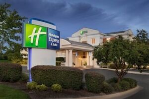Picture of Holiday Inn Express Hotel & Suites Auburn University Area an IHG Hotel