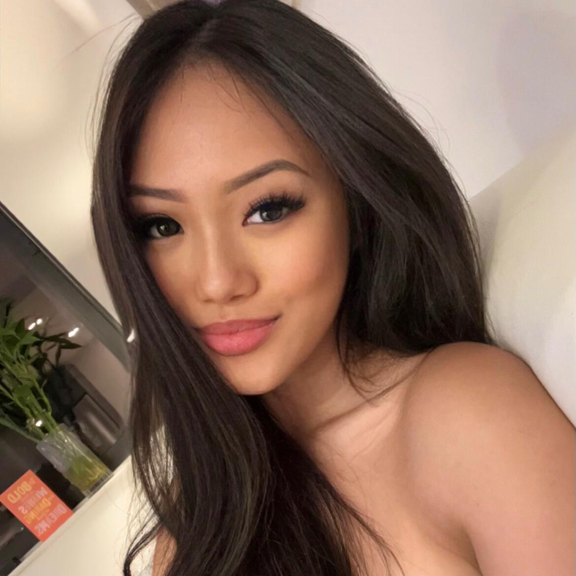 Minah Yam