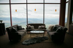 Mountain View Cocktail Lounge