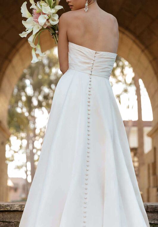 Essense of Australia D3794 A-Line Wedding Dress - 5