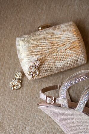 Elegant Hotel Wedding Bridal Accessories