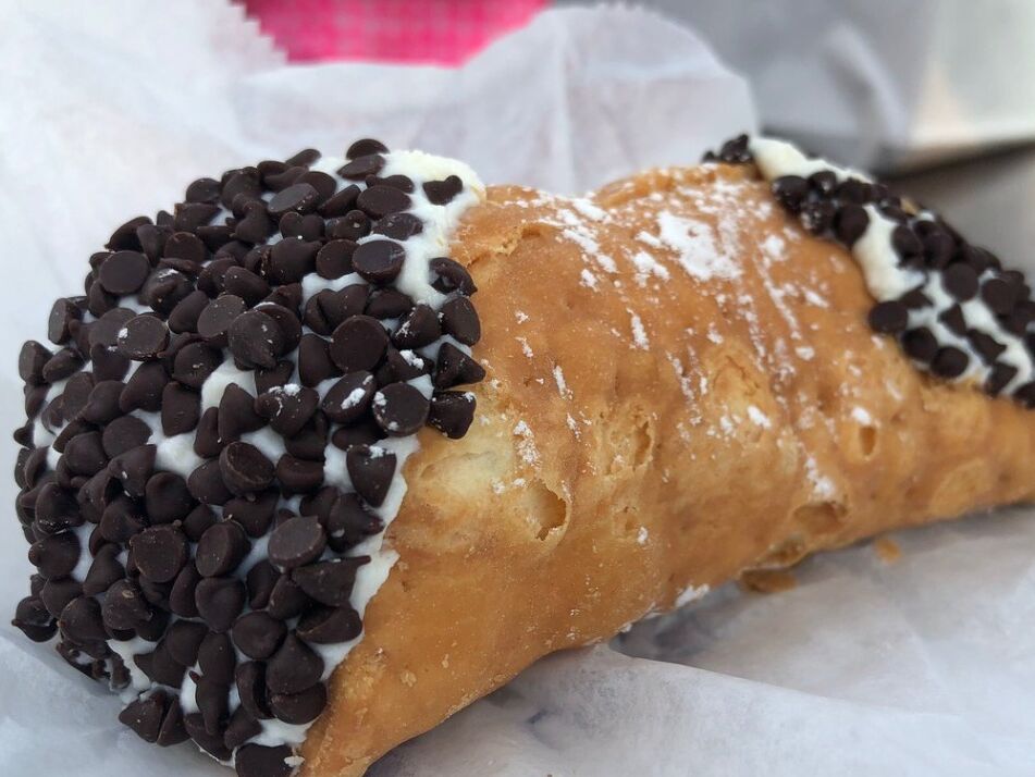 Picture of Mike's Pastry