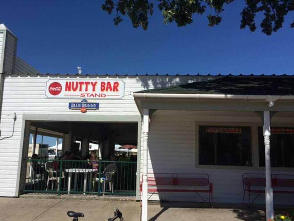 Picture of Nutty Bar Stand