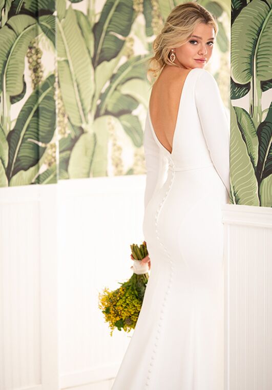 Essense of Australia D2972 Sheath Wedding Dress - 4