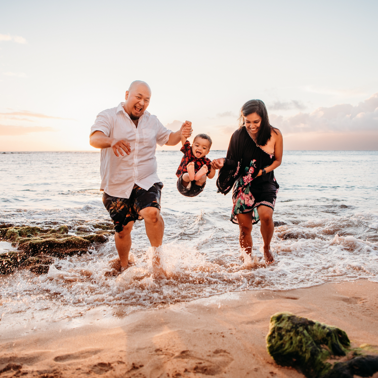 Destination Photo Shoot from Flytographer for the best parents' 50th wedding anniversary gift