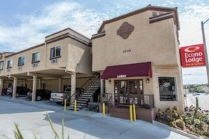 Picture of Econo Lodge Inn & Suites Fallbrook Downtown
