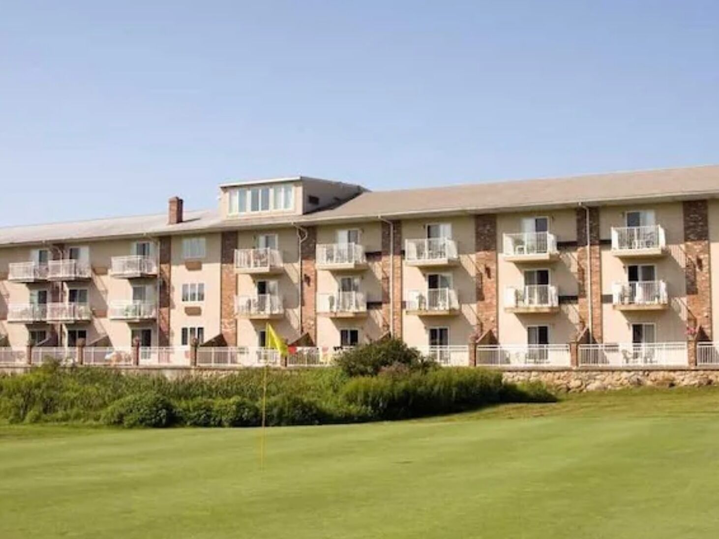 Picture of Winnapaug Inn