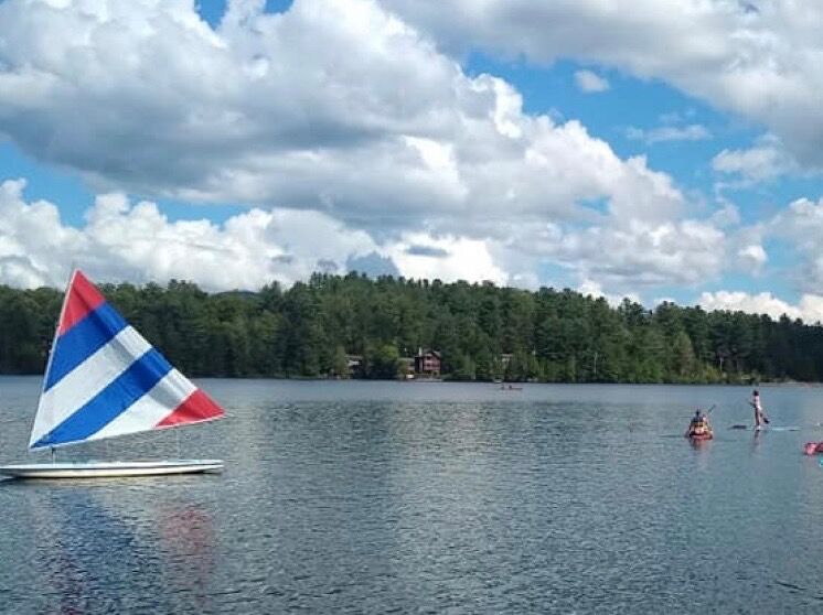 Picture of Mirror Lake Boat Rental