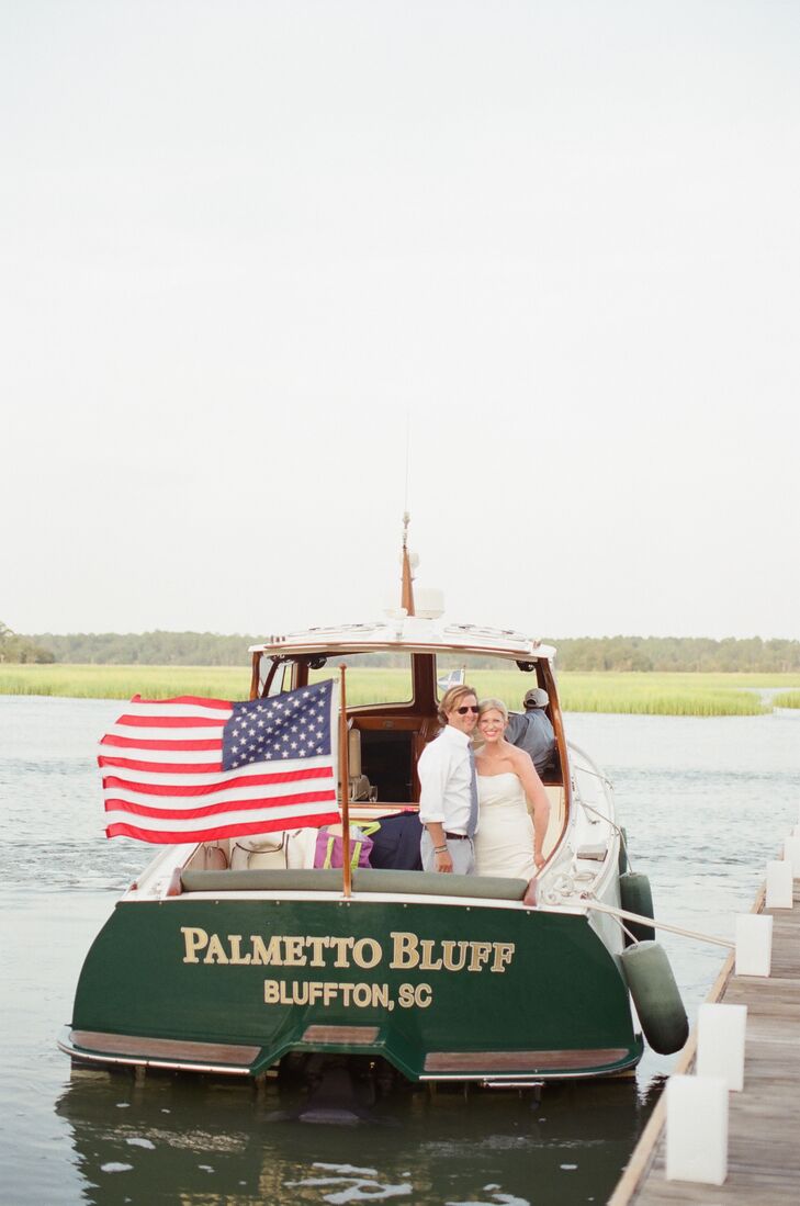 In perfect Lowcountry style, Lesley and David arrived via boat to the waterfront property at Palmetto Bluff in Bluffton, South Carolina, where their oyster-roast reception was held. “We were greeted by all our friends and family. To my surprise, David had the band playing one of our favorite Johnny Cash songs upon our entrance,” Lesley says.
