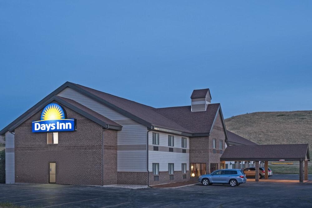 Picture of Days Inn by Wyndham Sturgis