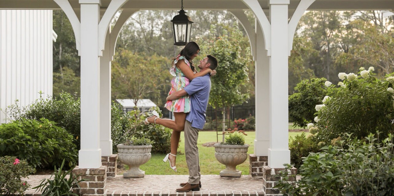 Anna Laurel & Will Home Page Banner