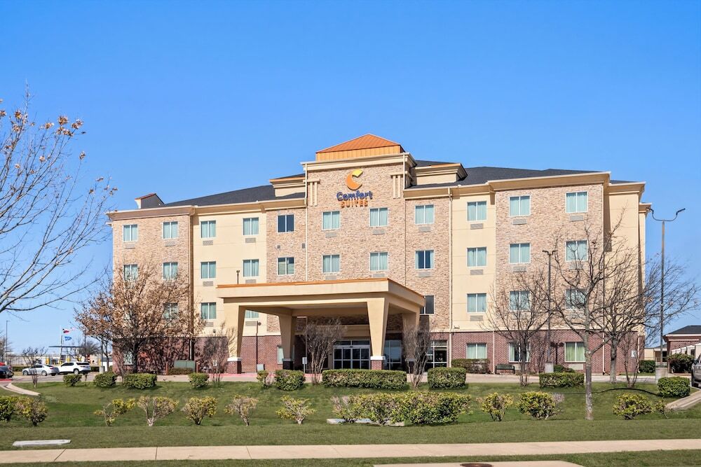 Picture of Comfort Suites Waxahachie - Dallas