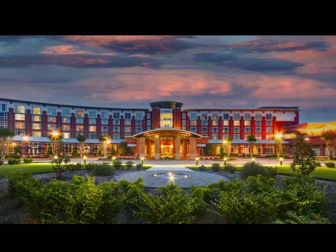 Picture of The Chattanoogan Hotel, Curio Collection by Hilton