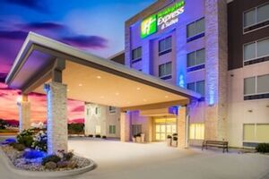 Picture of Holiday Inn Express & Suites Litchfield West an IHG Hotel (Call Hotel Directly)