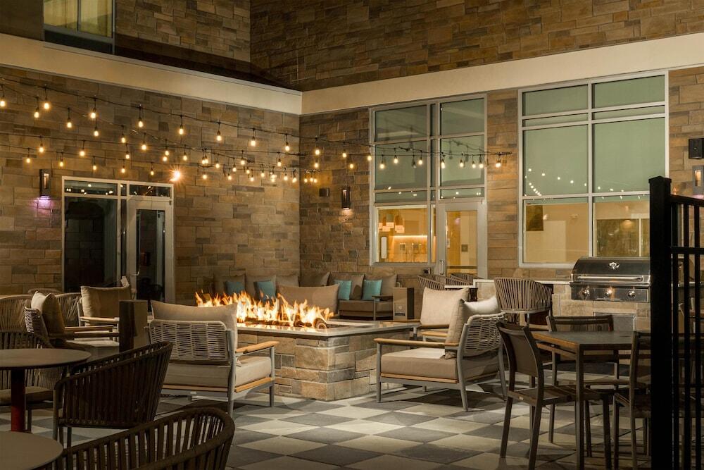 Picture of Homewood Suites By Hilton Puyallup Tacoma