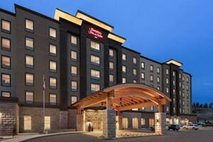 Picture of Hampton Inn & Suites by Hilton Kelowna Airport