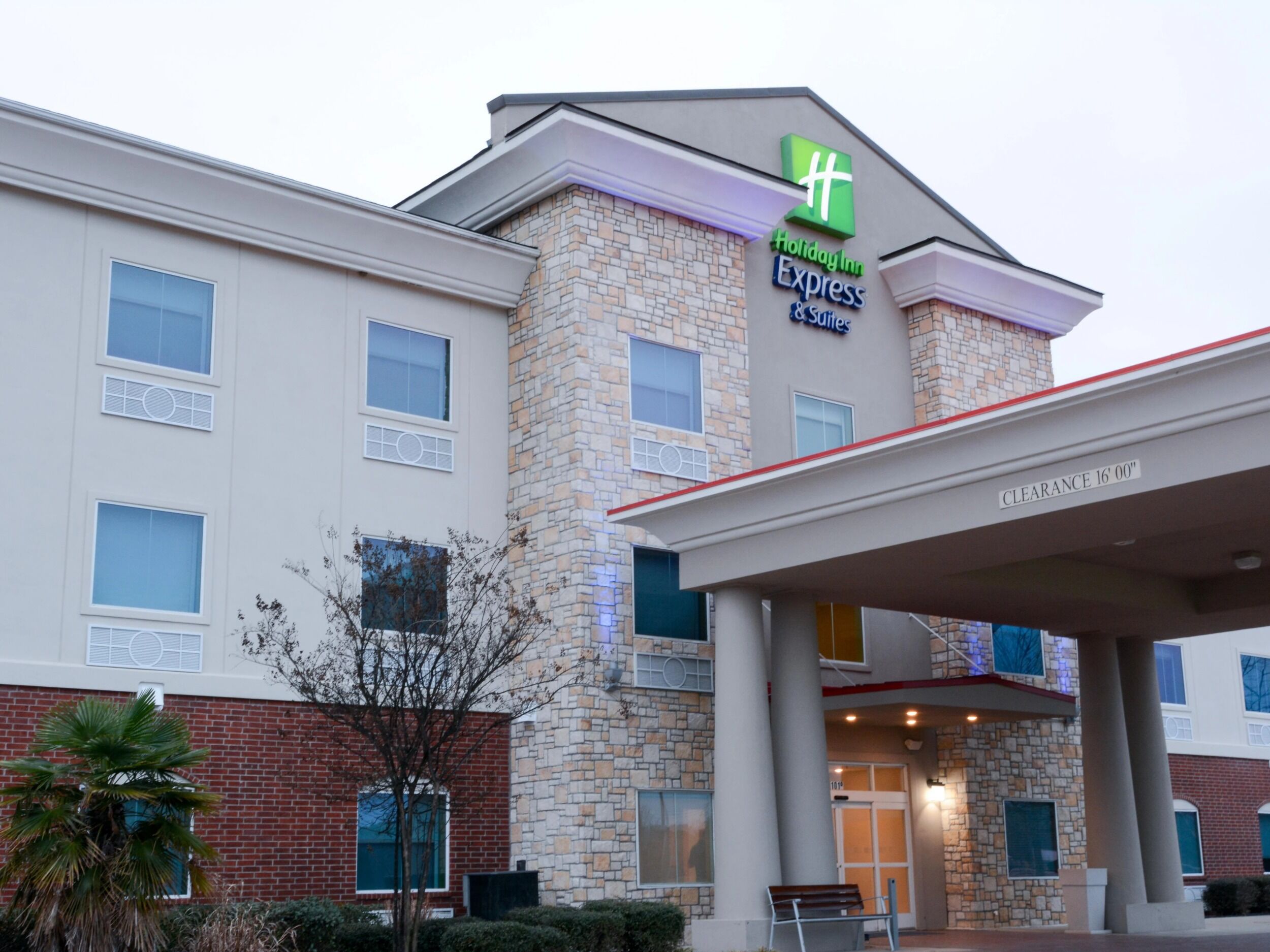 Picture of Holiday Inn Express & Suites New Boston, an IHG Hotel